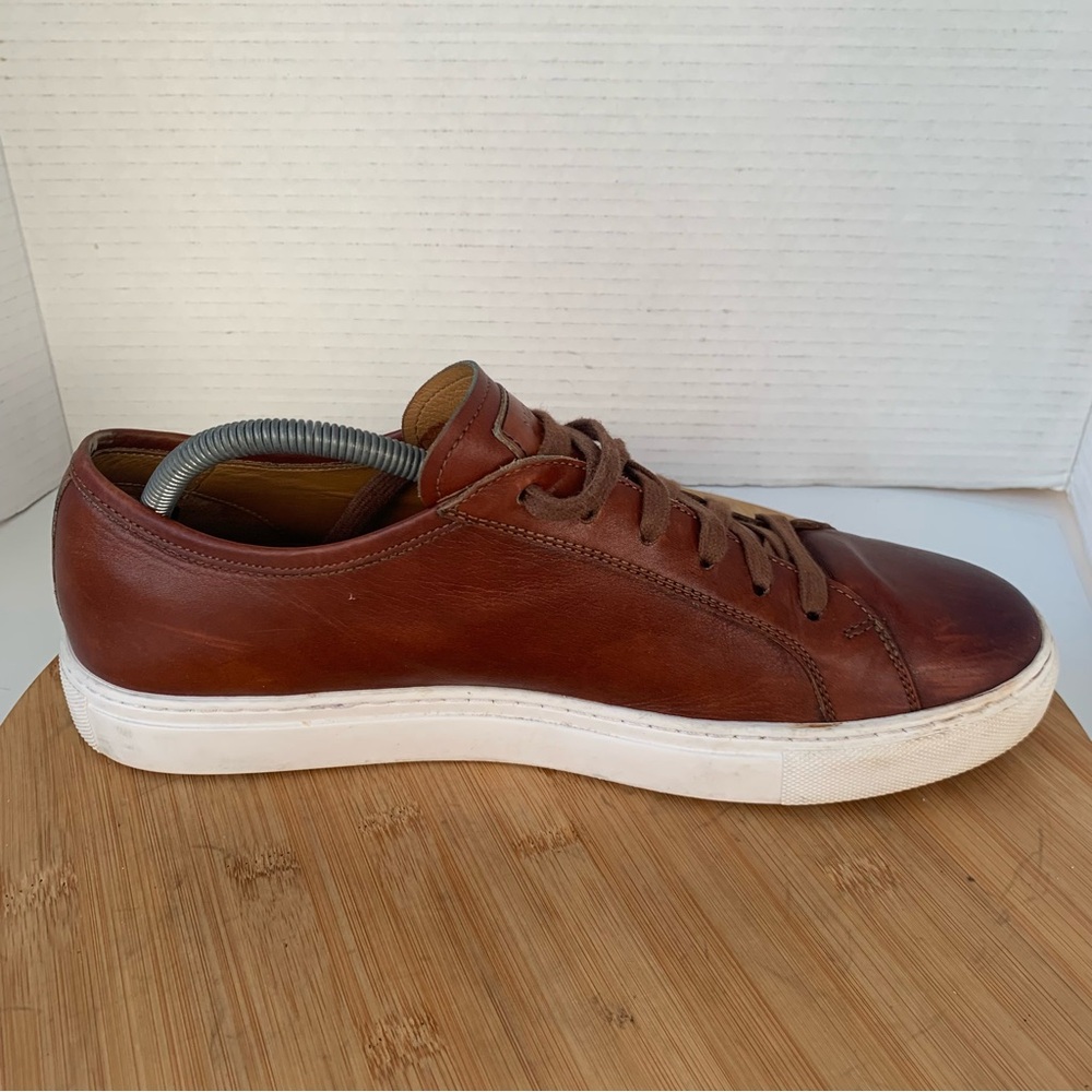 MAGNANNI Amadeo Burnished Leather Low-Top Sneakers  Men's Shoes 10.5 / EU 43.5